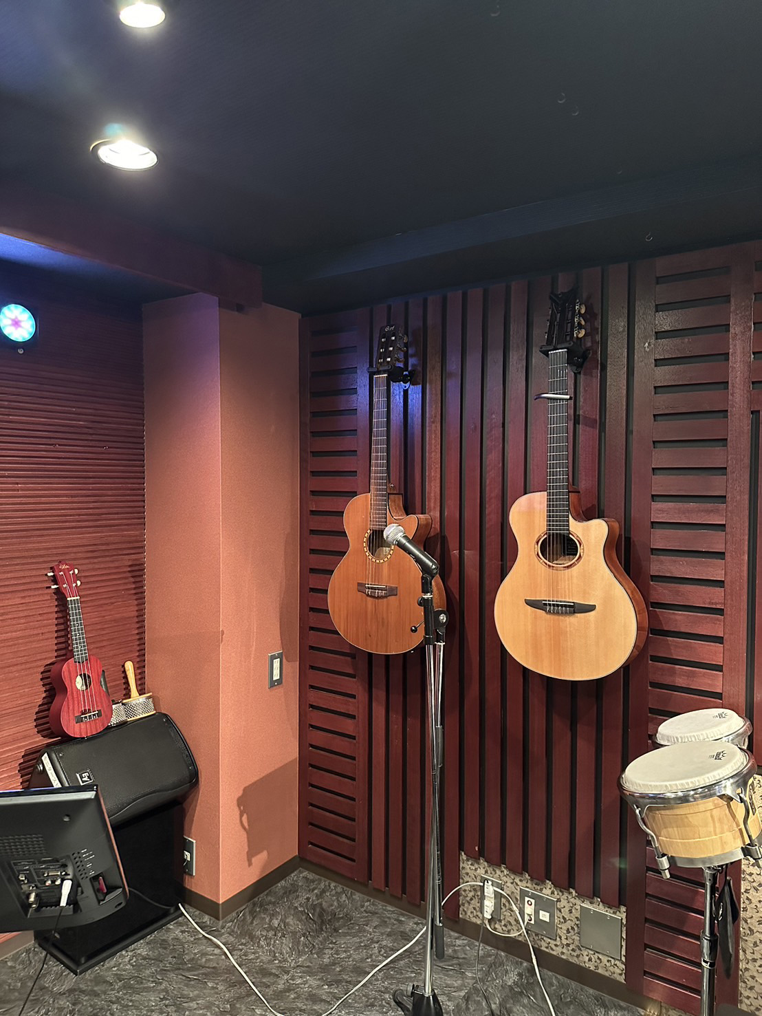 SHOW TIMEの店内・客席